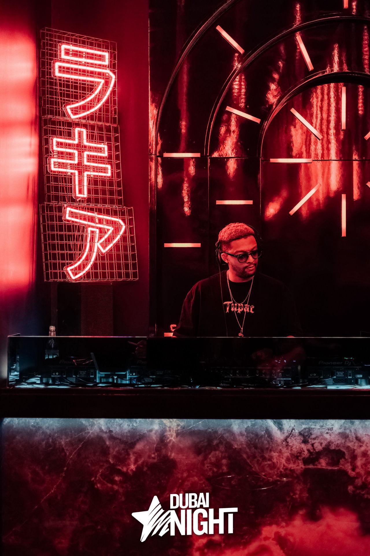 https://api.stage.dubainight.com/static-image/region_dubai/marked/1VKP7528-C-3790-2024-03-11.jpg